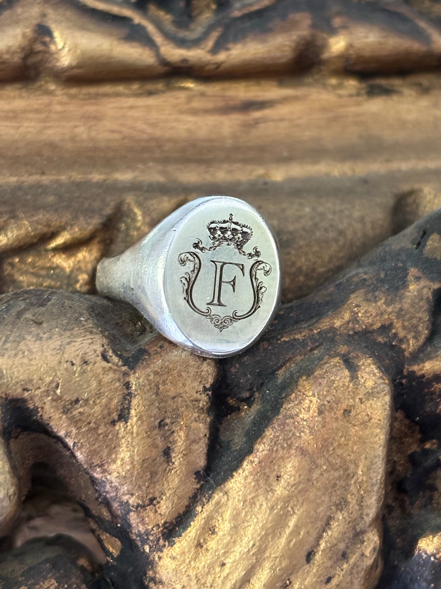 Crest Plata